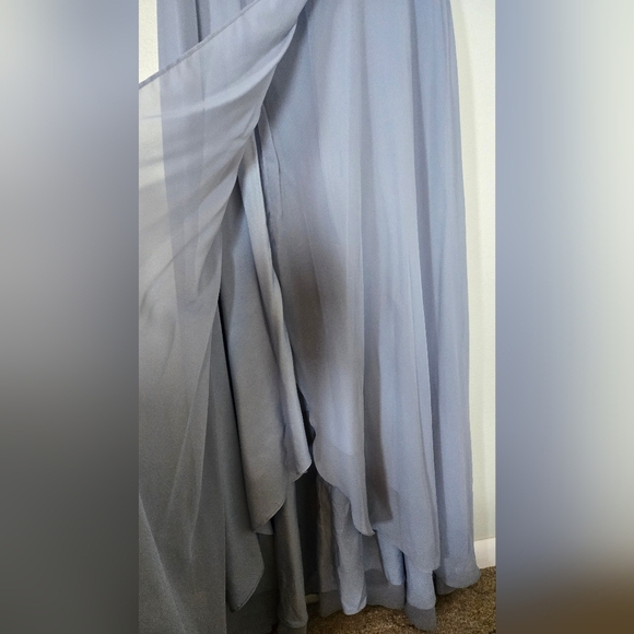 JJ's House Light Blue Gown - Picture 5 of 9